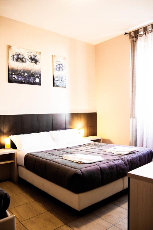 Mosaic Central Guest House Rome Room photo