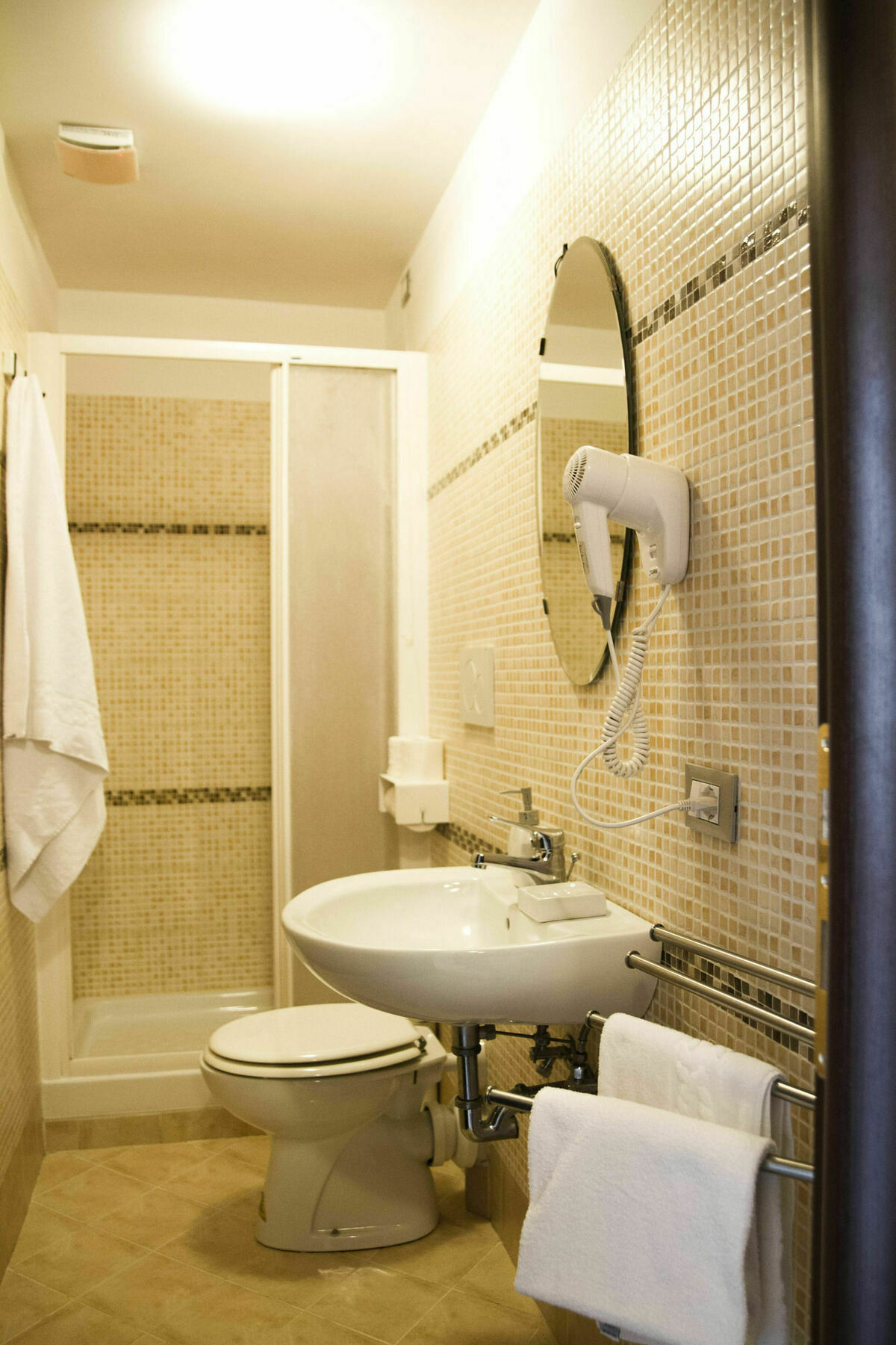 Mosaic Central Guest House Rome Exterior photo