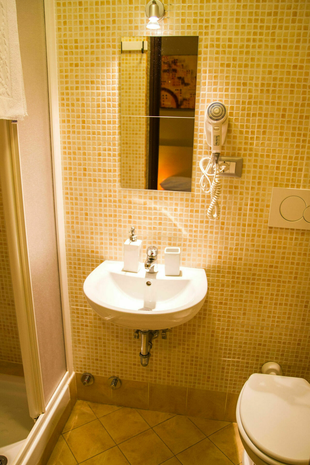 Mosaic Central Guest House Rome Exterior photo